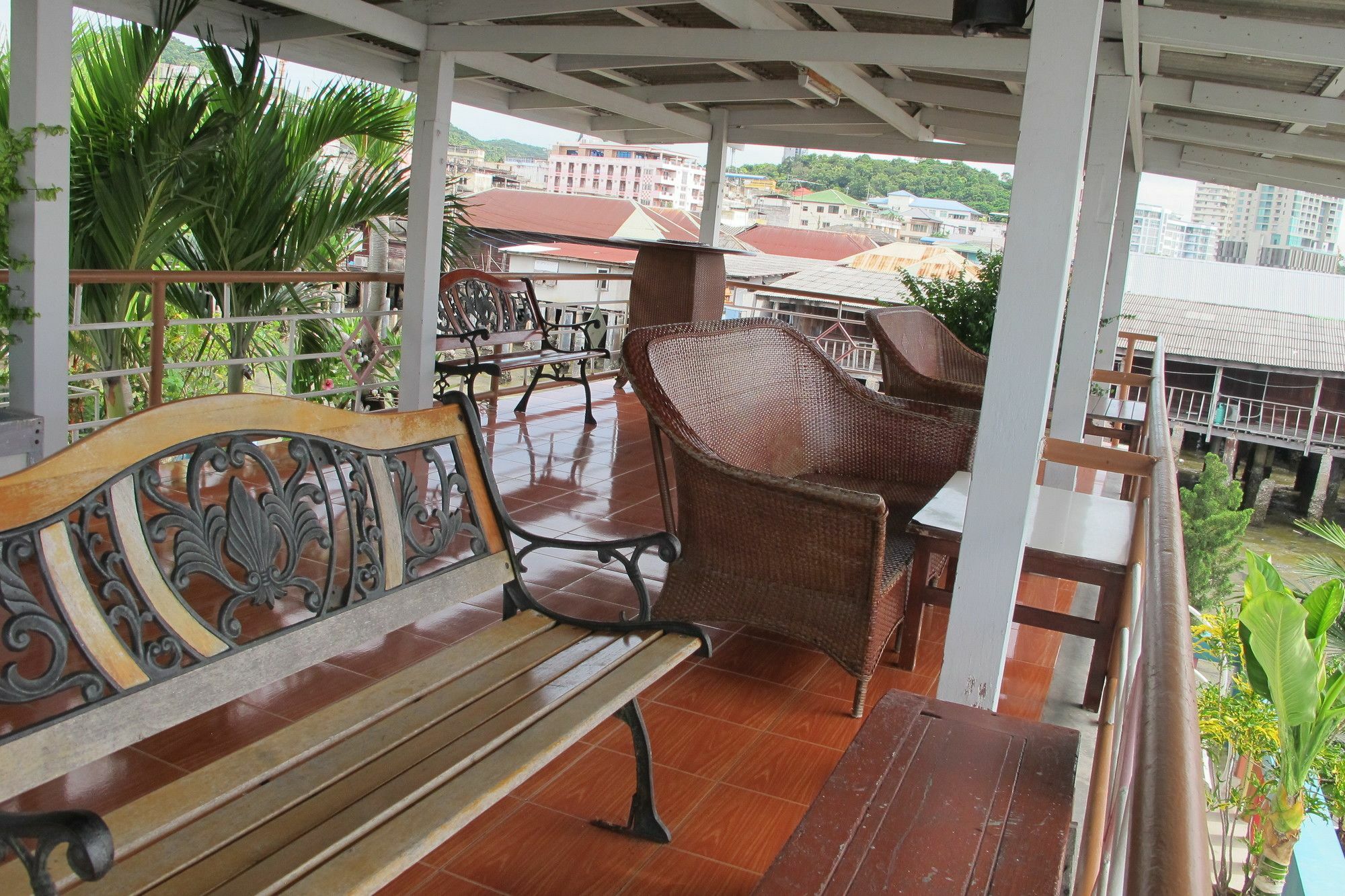 Samchai Hotel Si Racha Luaran gambar