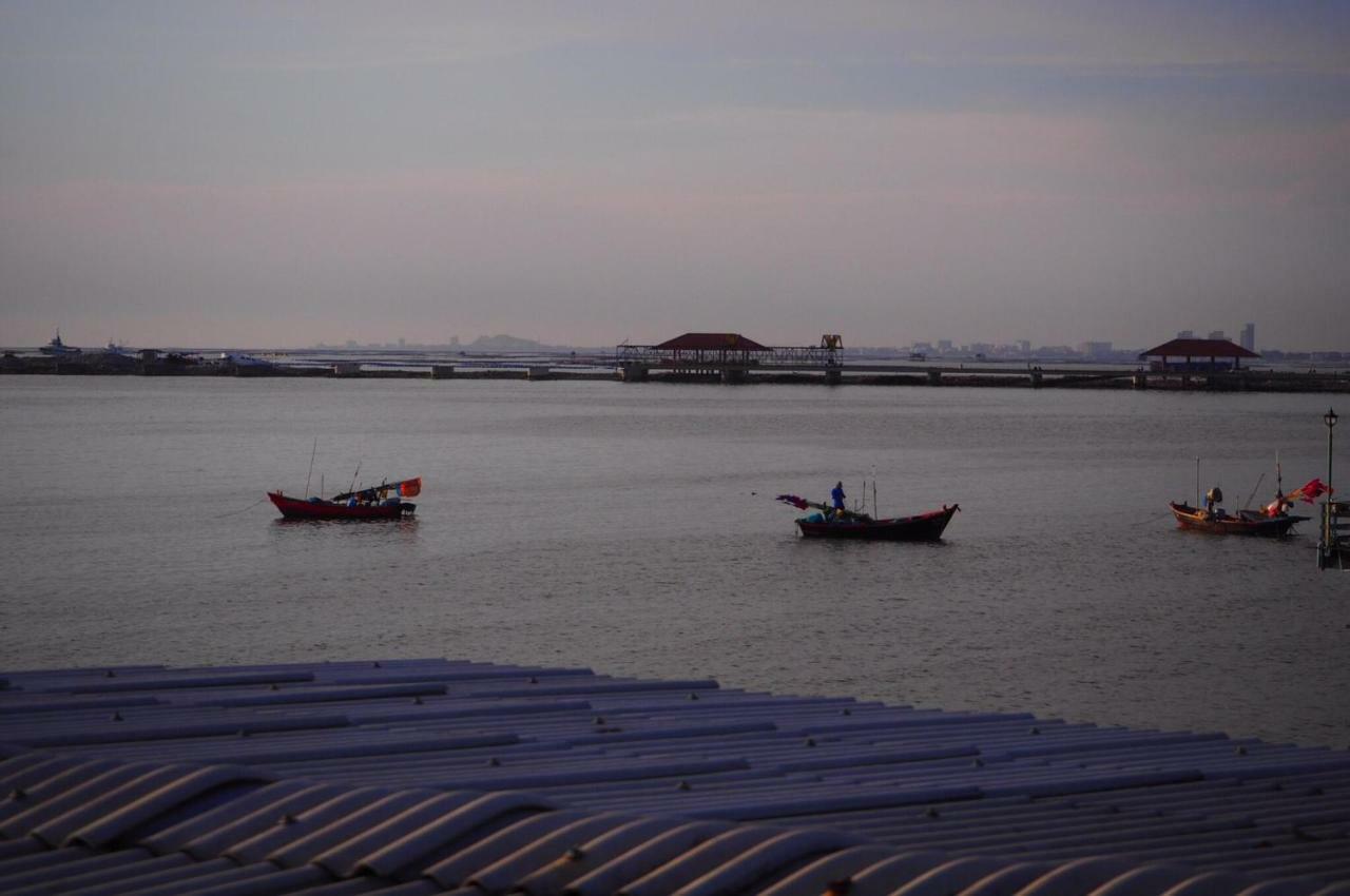 Samchai Hotel Si Racha Luaran gambar